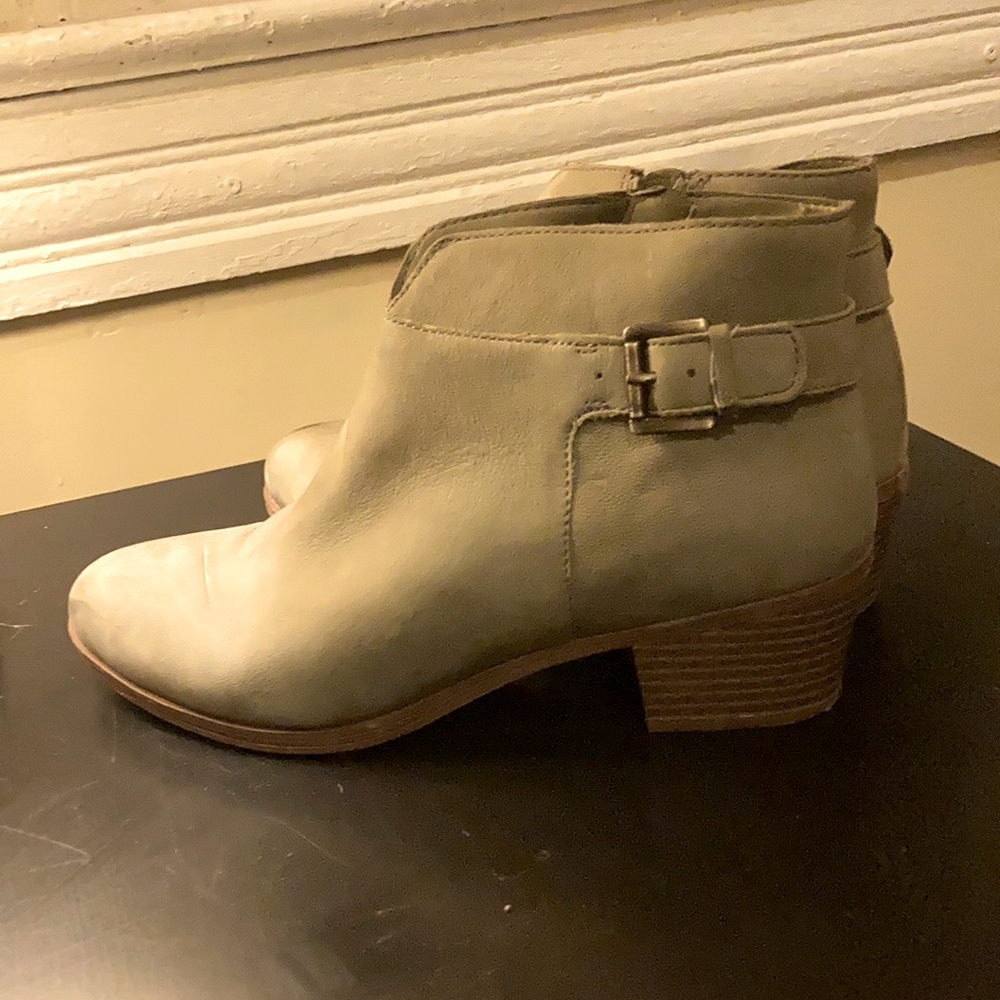 Naturalizer sage green booties